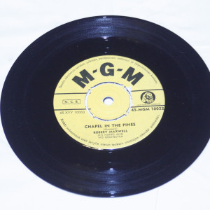 Robert Maxwell Chapel in the pines/Harp tango